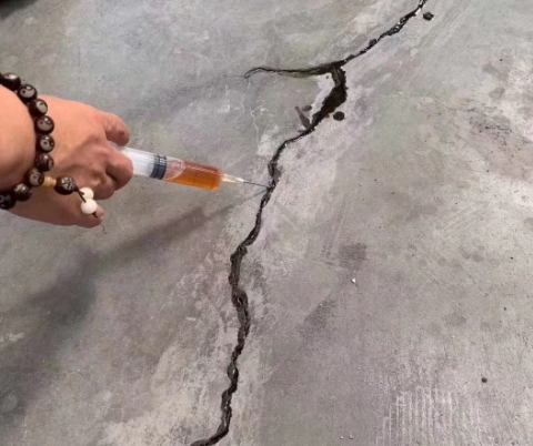 黔西南混凝土裂缝修补技术详解​